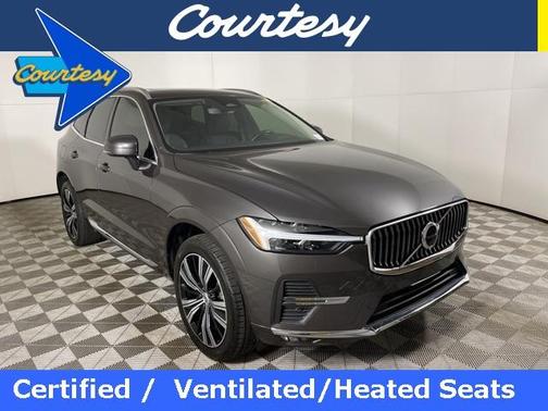 2022 Volvo XC60 B5 Inscription