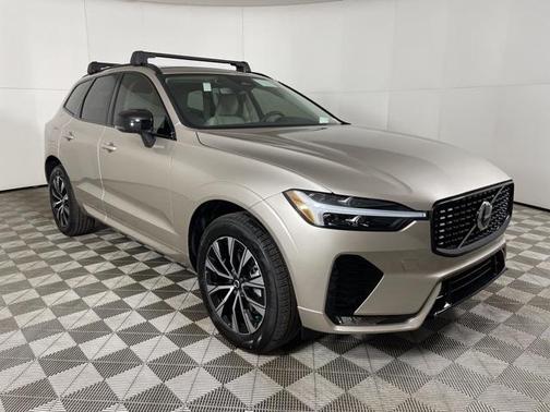 2025 Volvo XC60 B5 Core