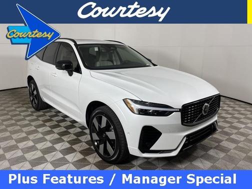 2025 Volvo XC60 Plug-In Hybrid T8 Plus