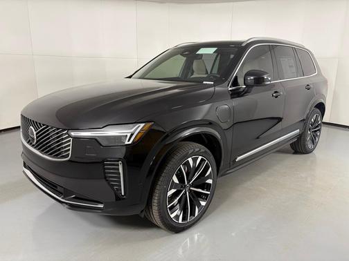 2026 Volvo XC90 Plug-In Hybrid T8 Plus 7-Seater