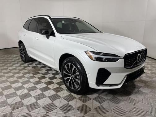2025 Volvo XC60 B5 AWD Plus