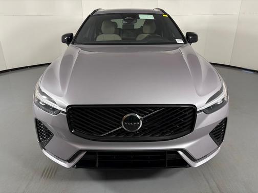 2026 Volvo XC60 B5 Core
