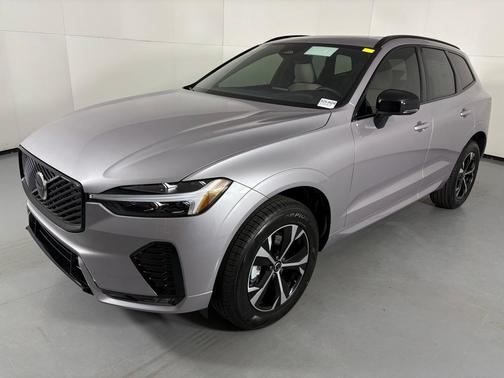 2026 Volvo XC60 B5 Core