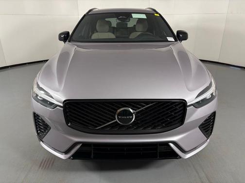 2026 Volvo XC60 B5 Core