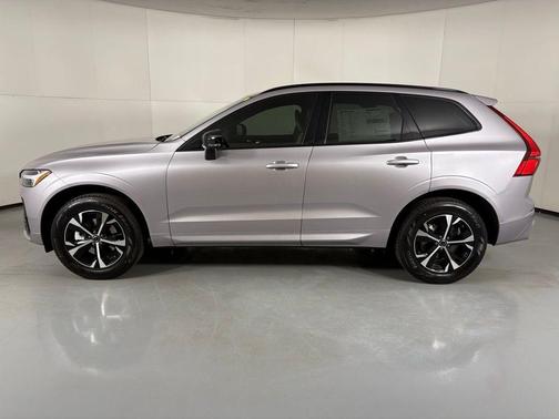 2026 Volvo XC60 B5 Core