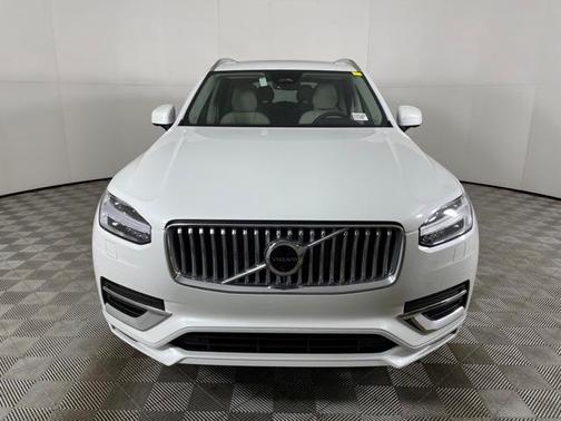 2024 Volvo XC90 Recharge Plug-In Hybrid T8 Plus 6 Passenger