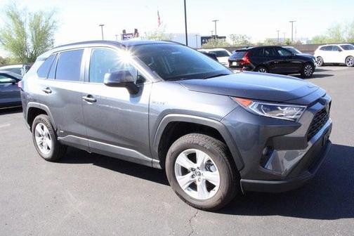 2021 Toyota RAV4 Hybrid XLE