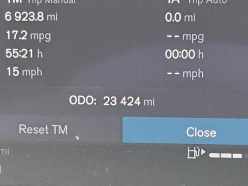 2023 Volvo XC90 B5 Plus