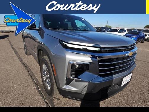 2025 Chevrolet Traverse LT