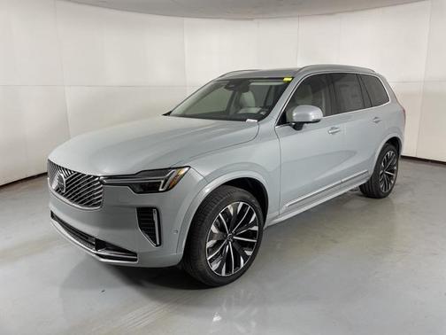 2026 Volvo XC90 B6 Ultra 7-Seater