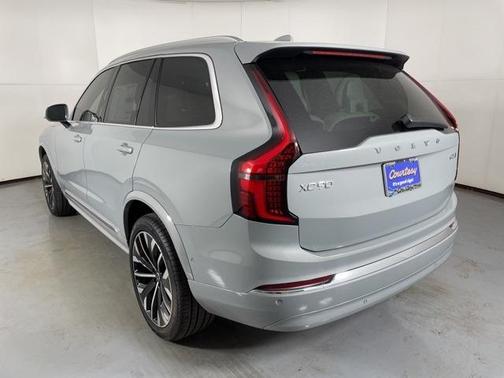 2026 Volvo XC90 B6 Ultra 7-Seater