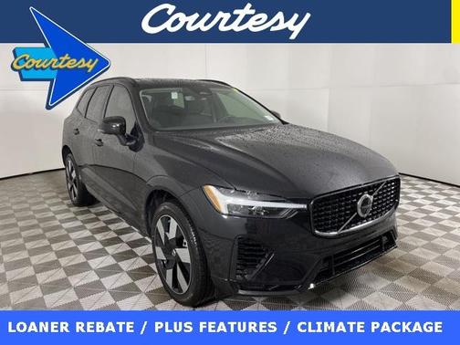 2024 Volvo XC60 Recharge Plug-In Hybrid T8 Plus Dark Theme