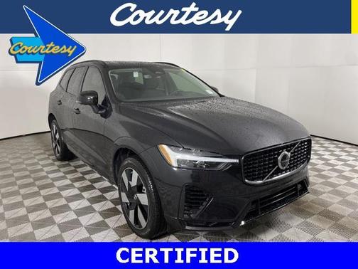 2024 Volvo XC60 Recharge Plug-In Hybrid T8 Plus Dark Theme