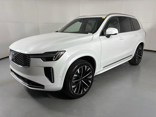 2026 Volvo XC90 B5 Plus 6-Seater