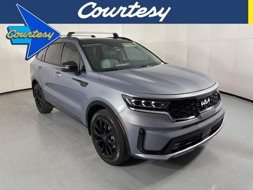 Everlasting Silver 2023 Kia Sorento SX
