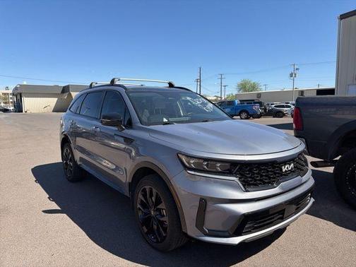 Everlasting Silver 2023 Kia Sorento SX