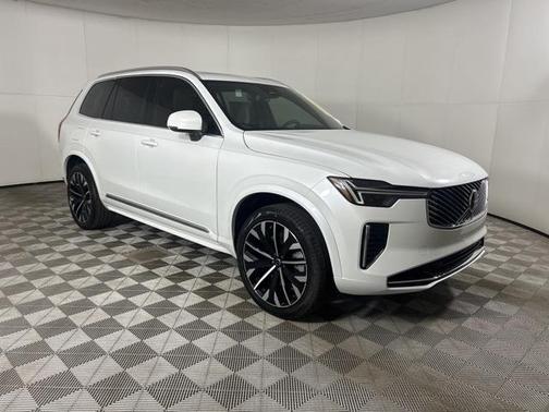 2025 Volvo XC90 Plug-In Hybrid T8 Core 7-Seater
