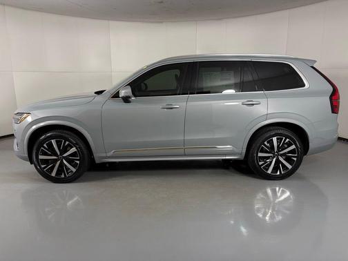 2026 Volvo XC90 B5 Core