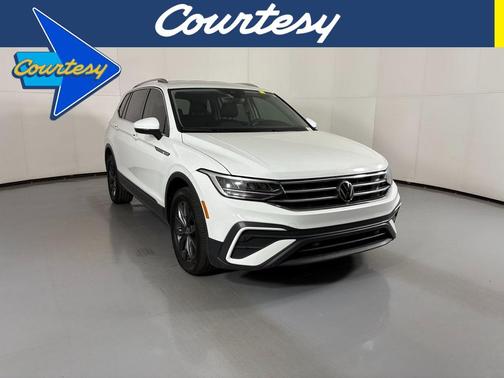 2024 Volkswagen Tiguan 2.0T SE