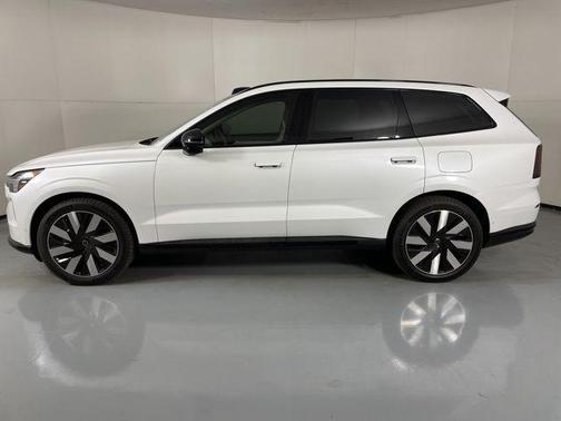 2025 Volvo EX90 Twin Motor Ultra