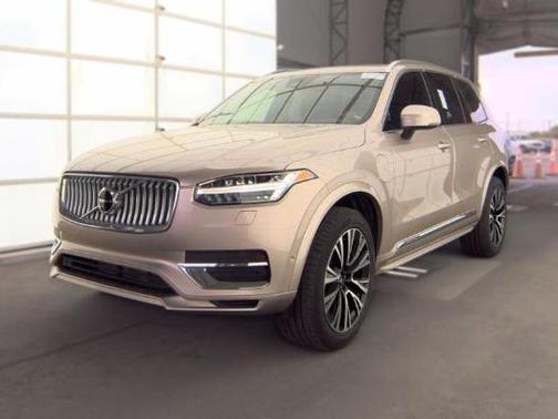 Bright 2024 Volvo XC90 Recharge Plug-In Hybrid T8 Plus 6 Passenger