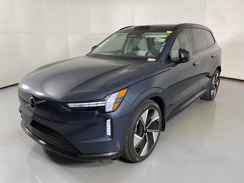 2025 Volvo EX90 Twin Motor Ultra