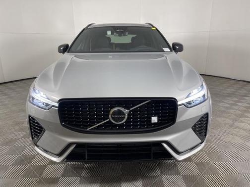 2025 Volvo XC60 Plug-In Hybrid T8 Polestar Engineered