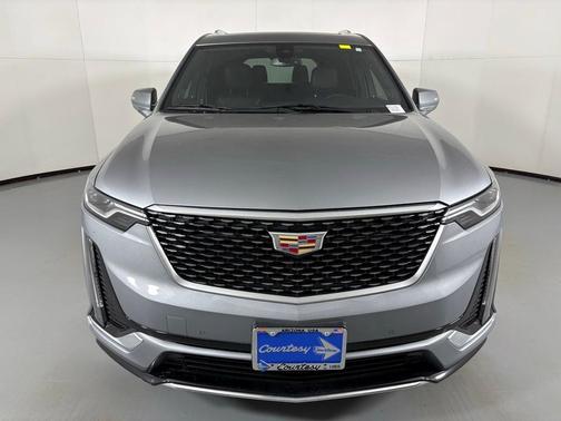 2025 Cadillac XT6 Premium Luxury FWD
