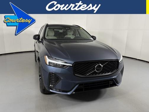 2026 Volvo XC60 B5 Ultra