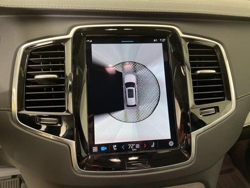 2025 Volvo XC90 Plug-In Hybrid T8 Ultra 6-Seater