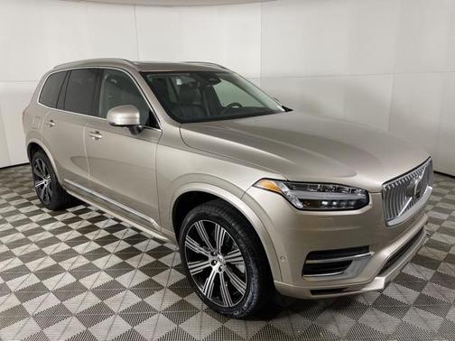 2025 Volvo XC90 Plug-In Hybrid T8 Ultra 6-Seater