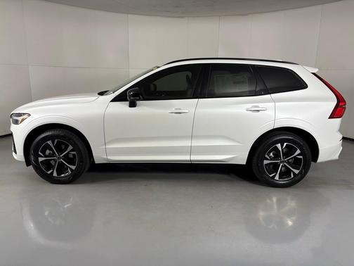 2026 Volvo XC60 B5 Core