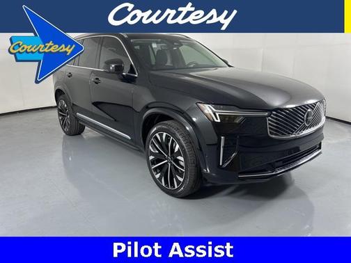 2025 Volvo XC90 B6 Plus 7-Seater