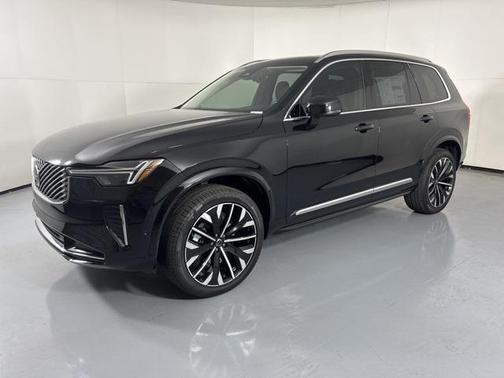 2025 Volvo XC90 B6 Plus 7-Seater