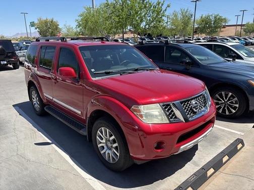 2011 Nissan Pathfinder LE