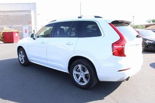 2019 Volvo XC90 T5 Momentum
