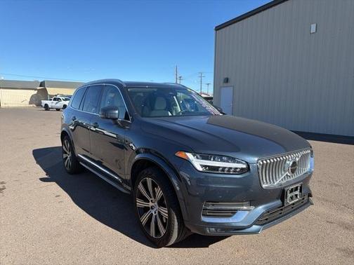2023 Volvo XC90 B6 Ultimate 7-Seater