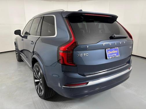 2026 Volvo XC90 B5 Core