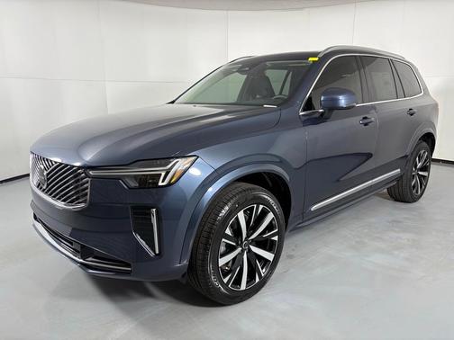 2026 Volvo XC90 B5 Core