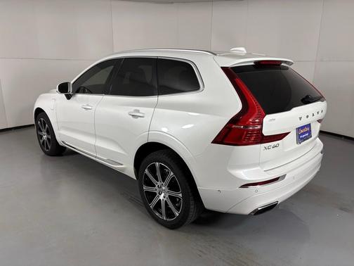 2018 Volvo XC60 Recharge Plug-In Hybrid T8 Inscription