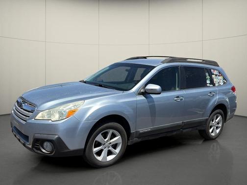 Ice Silver Metallic 2013 Subaru Outback 2.5i Premium