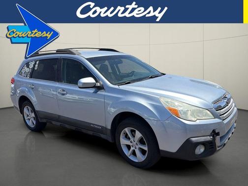 Ice Silver Metallic 2013 Subaru Outback 2.5i Premium