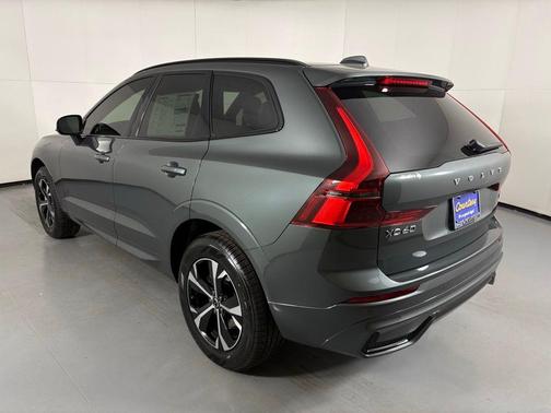 2026 Volvo XC60 B5 Core