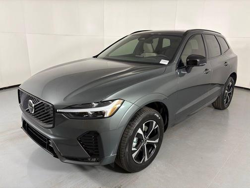 2026 Volvo XC60 B5 Core