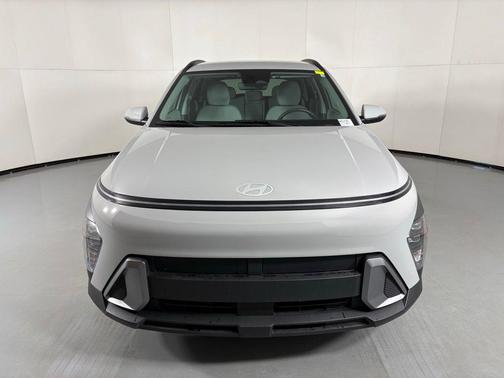 Cyber Gray Metallic 2025 Hyundai KONA SEL