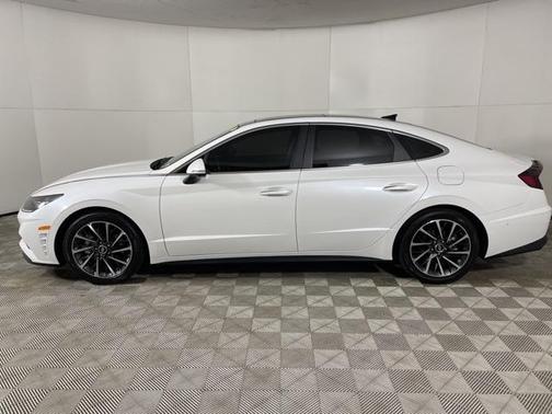 2022 Hyundai SONATA Limited