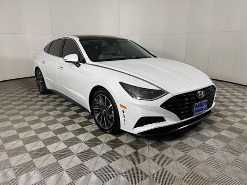 2022 Hyundai SONATA Limited