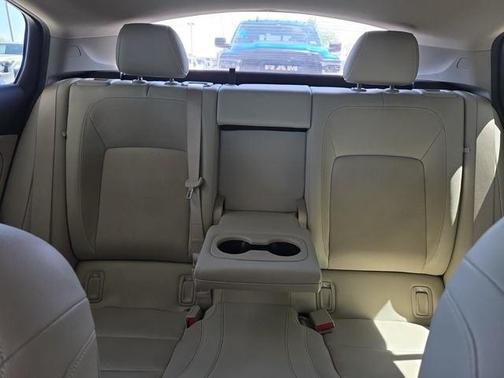 2019 Buick Regal Sportback Essence
