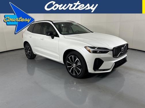 2025 Volvo XC60 B5 AWD Plus