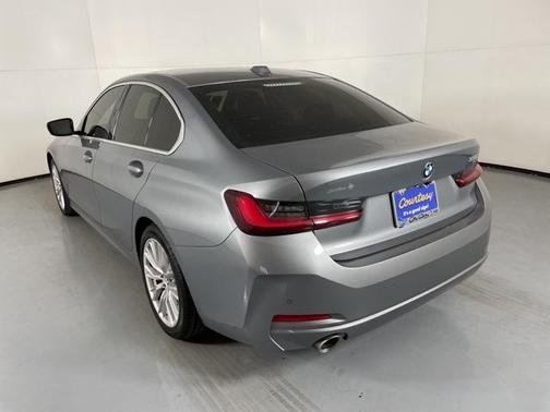 2024 BMW 330 i